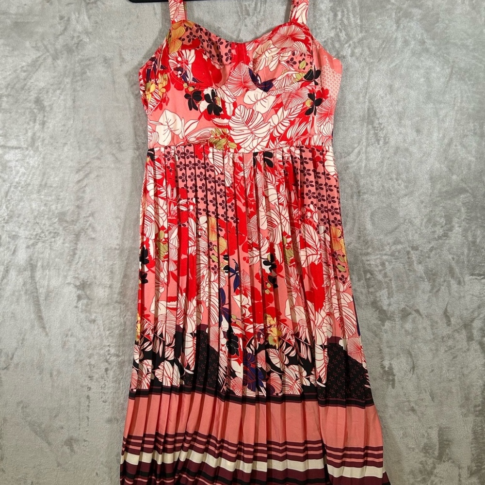 Floral Pleated Coral Midi Dress with Black Accents